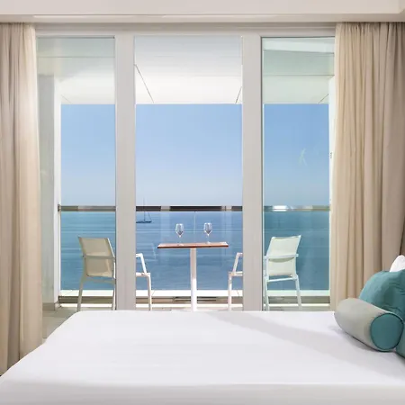 Amare - Adults Only Recommended 4*